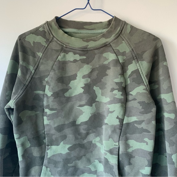 Lululemon athletica Camo Scuba Crew Stretch French Terry Size 4 - Picture 7 of 14